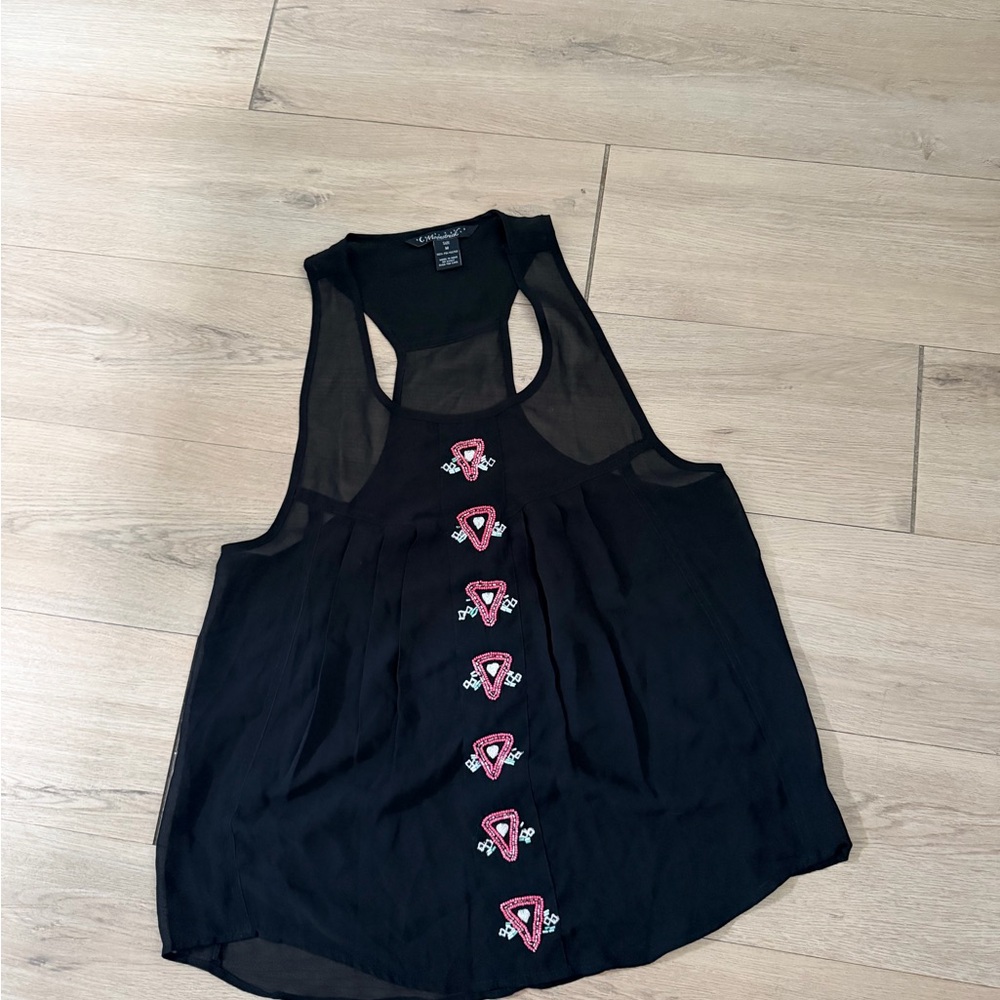 Black Sleeveless Tank with Pink Embroidered Detail - Picture 3 of 4